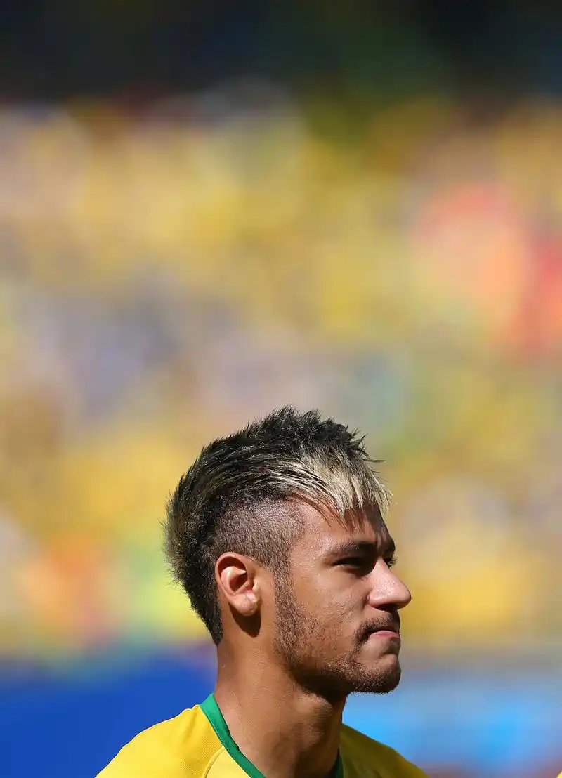 英媒：埃弗顿新主场冠名遭球迷吐槽；每年将获得1000万英镑.